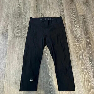 Under Armour cropped leggings size medium